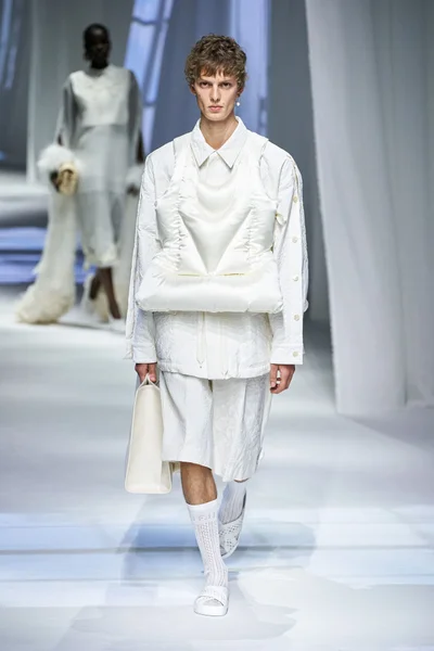Look 65